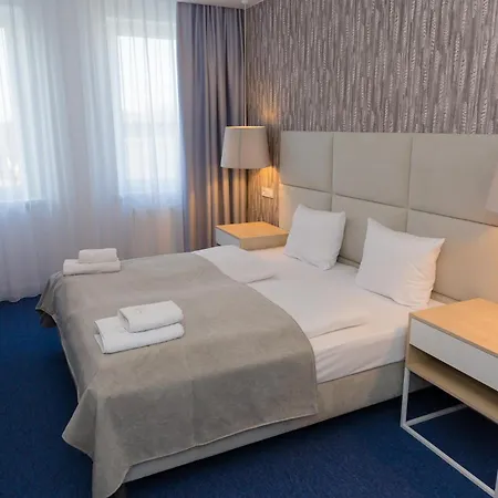 Quattro Weekend Hotel *